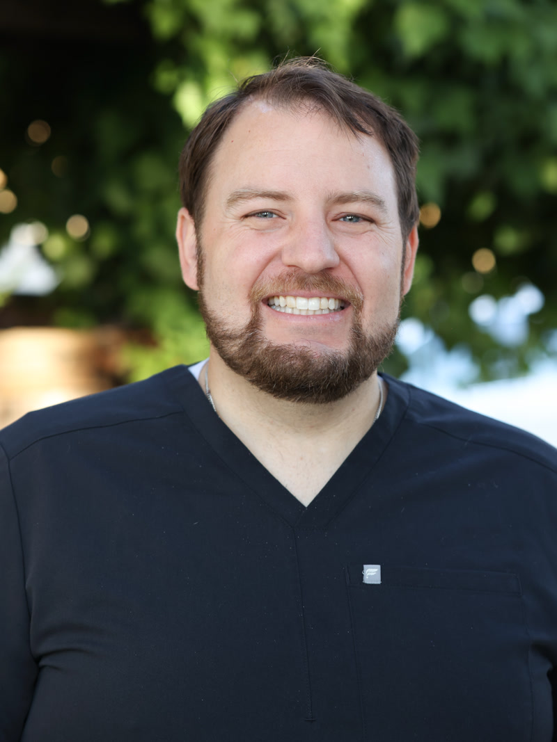 Renaissance Dental Group | Dentures, Laser Dentistry and Extractions